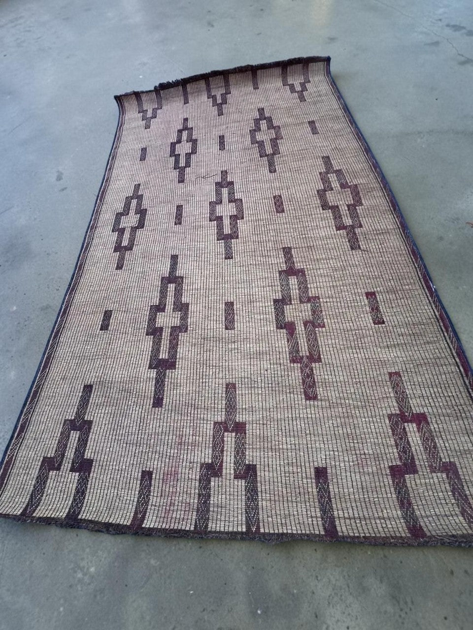 Vintage Tuareg mat with dark stepped motifs, 3.30 × 1.95 m, House of Anouar