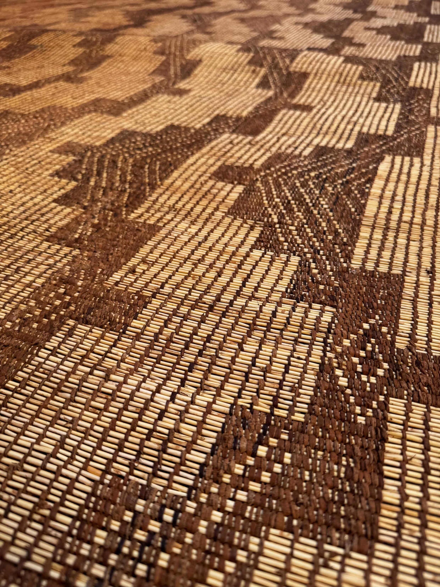 Tuareg Mat Artisan Moroccan Handwoven Natural Fiber Rug for Living Room 013