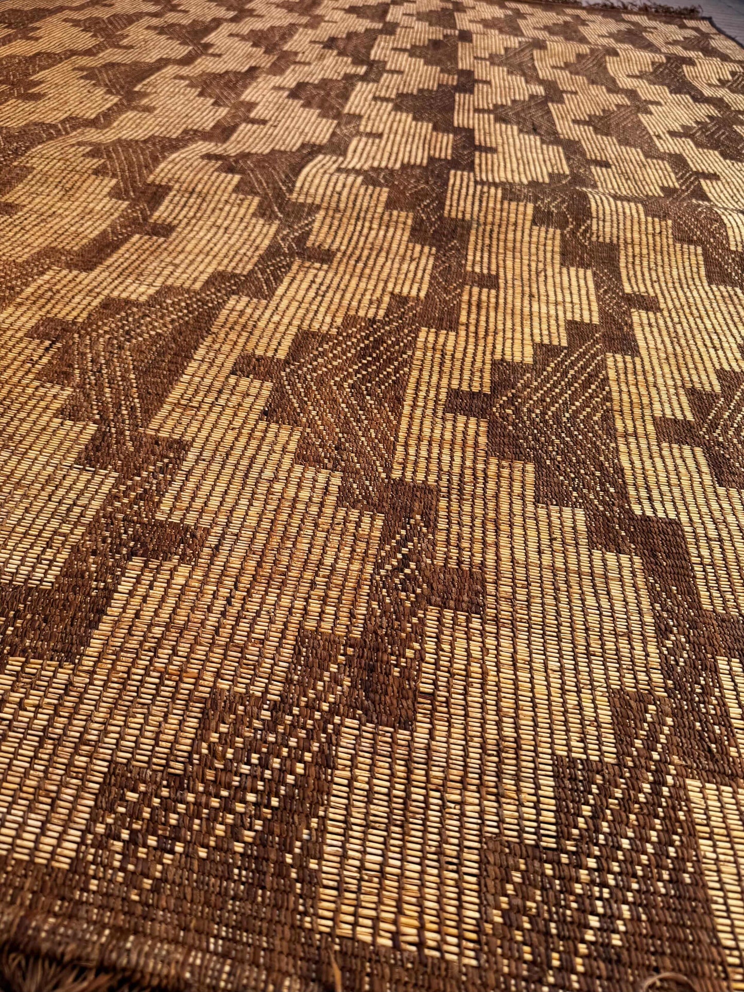 Tuareg Mat Artisan Moroccan Handwoven Natural Fiber Rug for Living Room 013